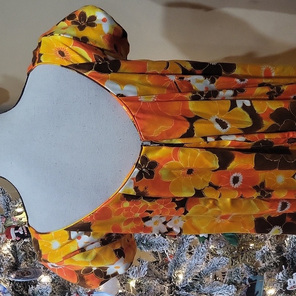 Vintage Handmade Polynesian Bazaar Dress - Picture 6 of 12